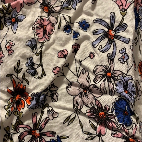 Tie Back Floral Tank Top - Picture 4 of 4